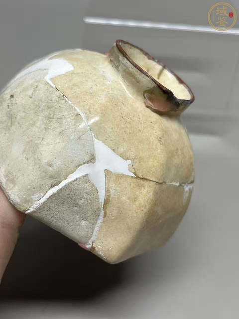 古玩陶瓷官窯杯真品鑒賞圖