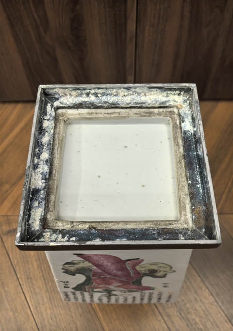 古玩陶瓷道光粉彩無雙譜人物四方瓶拍賣，當前價格58888元