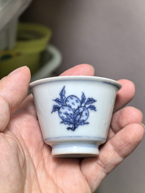 古玩陶瓷青花三多紋杯真品鑒賞圖