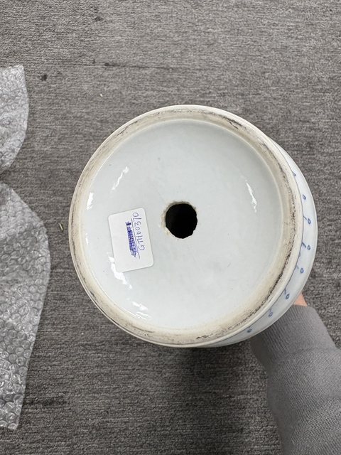 古玩陶瓷現代工藝品真品鑒賞圖