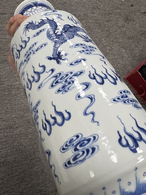 古玩陶瓷現代工藝品真品鑒賞圖