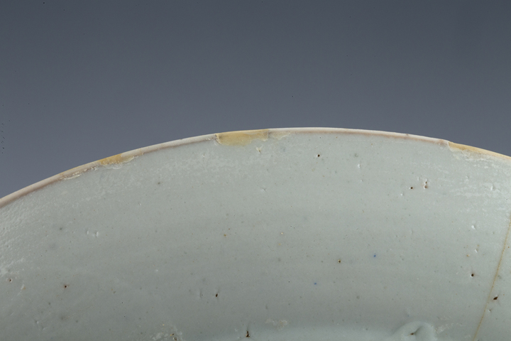 古玩陶瓷清晚·青花山水樓閣紋盤真品鑒賞圖