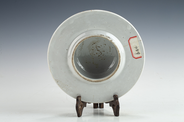 古玩陶瓷清晚·五彩山水人物紋將軍罐蓋
真品鑒賞圖