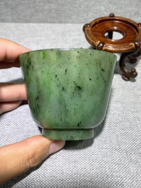 古玩陶瓷青玉杯真品鑒賞圖