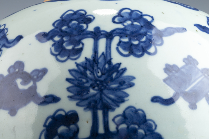 古玩陶瓷清中·青花花間雜寶紋罐
拍賣，當前價格0元