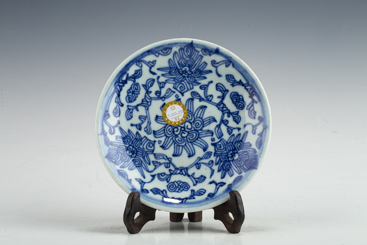 古玩陶瓷清中·青花纏枝花卉紋盤(pán)
真品鑒賞圖