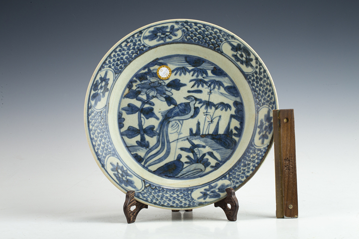 古玩陶瓷明晚·青花鳳凰牡丹紋盤真品鑒賞圖