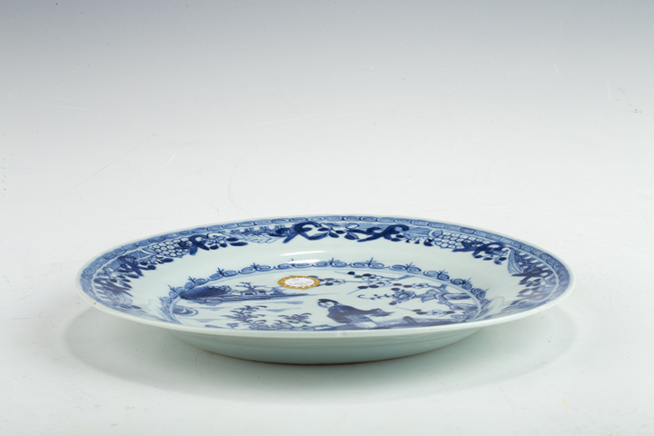 古玩陶瓷清中·青花仕女花卉紋折沿盤
拍賣，當(dāng)前價格0元