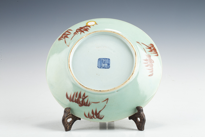 古玩陶瓷清中·豆青釉粉彩人物博古紋盤
拍賣，當前價格0元