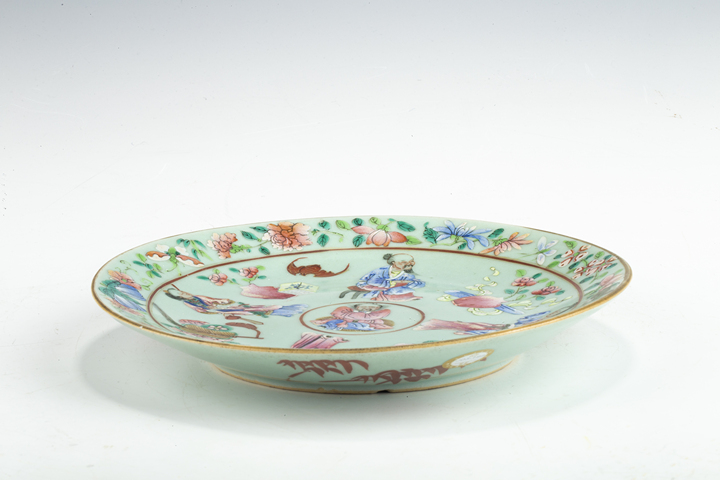 古玩陶瓷清中·豆青釉粉彩人物博古紋盤
拍賣，當前價格0元