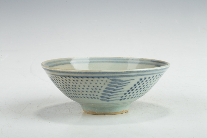 古玩陶瓷明晚·青花篦紋碗真品鑒賞圖