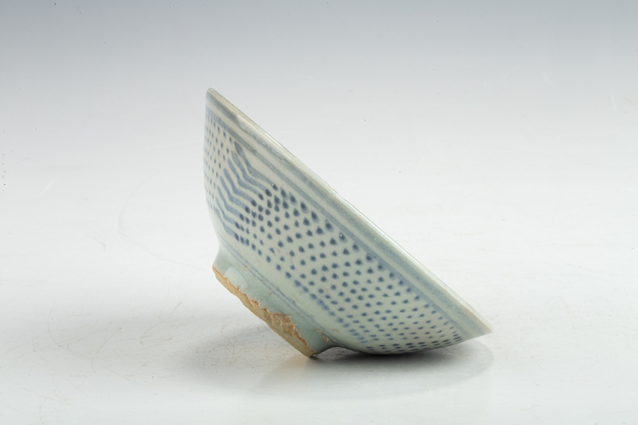 古玩陶瓷明晚·青花篦紋碗真品鑒賞圖