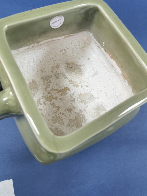 古玩陶瓷日本明治青釉獸耳爐真品鑒賞圖