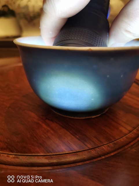 古玩陶瓷霽藍釉茶碗真品鑒賞圖