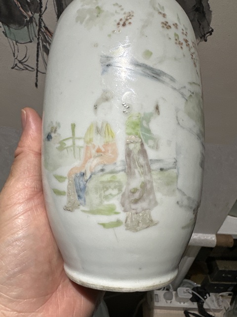 古玩陶瓷民國仕女詩紋雙福耳撇口瓶真品鑒賞圖