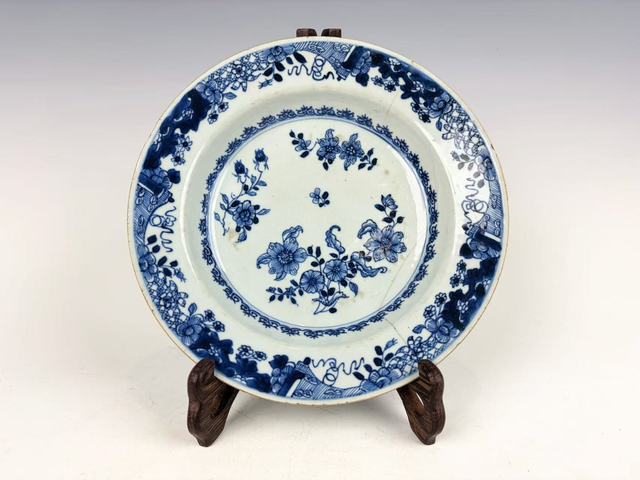 古玩陶瓷清康熙·青花加彩青花花卉盤（兩件）拍賣，當前價格88元