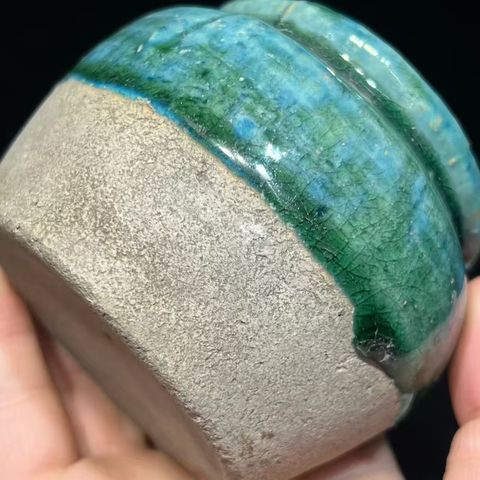 古玩陶瓷清末民國孔雀藍釉罐真品鑒賞圖