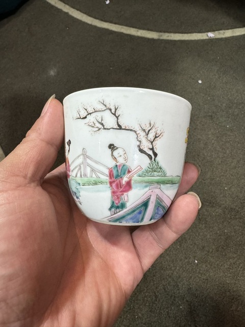 古玩陶瓷粉彩杯真品鑒賞圖