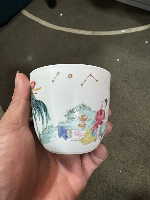 古玩陶瓷粉彩杯真品鑒賞圖