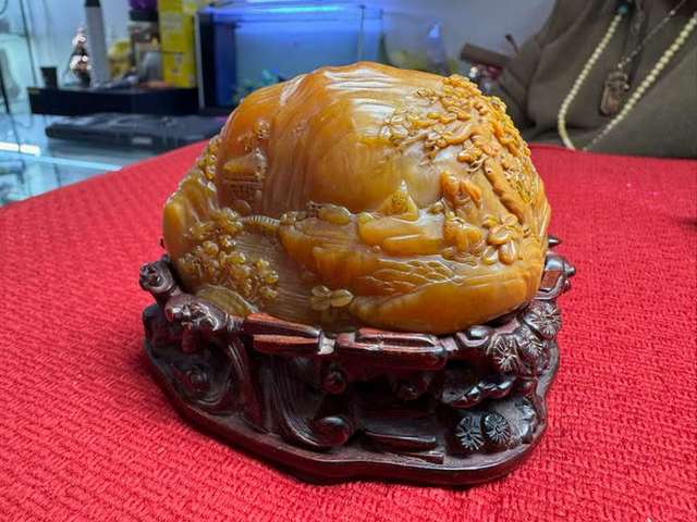 古玩雜項老撾田黃石擺件真品鑒賞圖