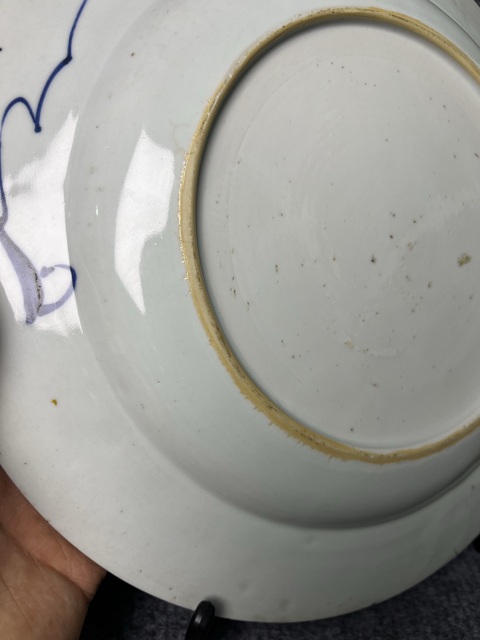 古玩陶瓷康熙青花庭院洞石花卉紋大盤真品鑒賞圖