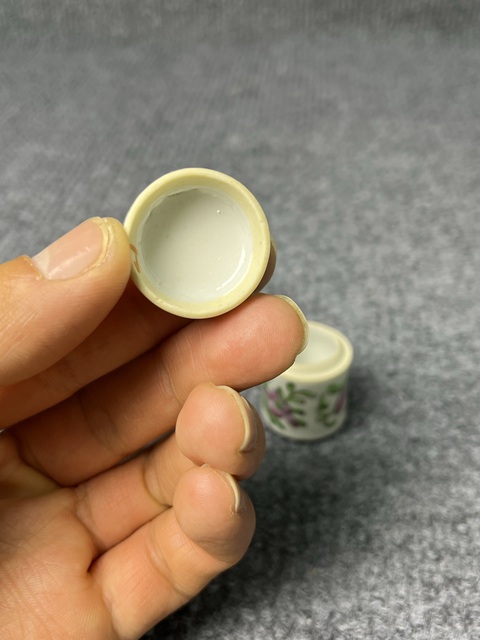 古玩陶瓷廣彩花鳥紋大煙缸拍賣，當前價格200元