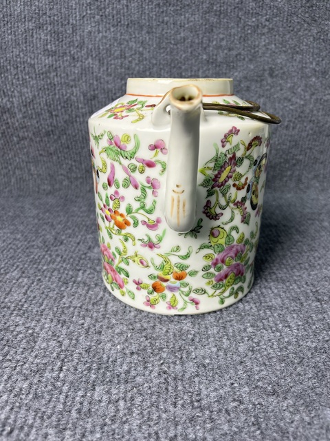 古玩陶瓷廣彩花鳥紋大號提梁壺拍賣，當前價格888元