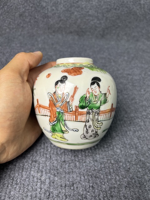 古玩陶瓷五彩西廂記人物故事紋罐拍賣，當前價格1088元