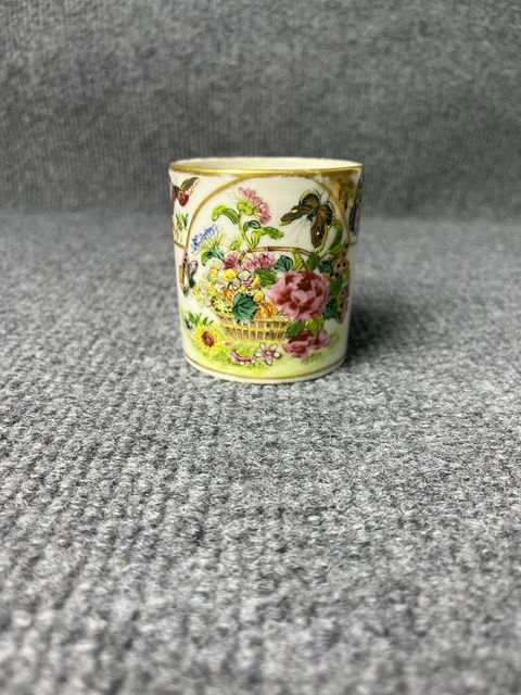 古玩陶瓷廣彩庭院花鳥紋把杯拍賣，當前價格1288元