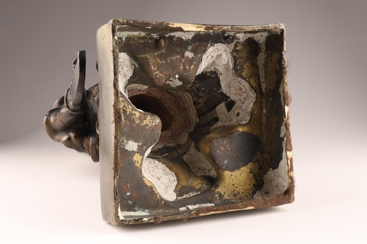 古玩銅器造像真品鑒賞圖