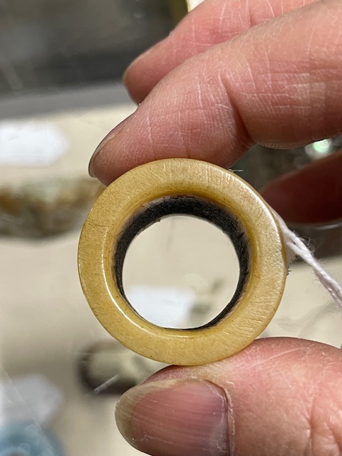 古玩玉器鹿角扳指真品鑒賞圖