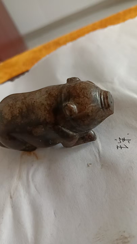 古玩玉器提油仿古“玉豬”真品鑒賞圖