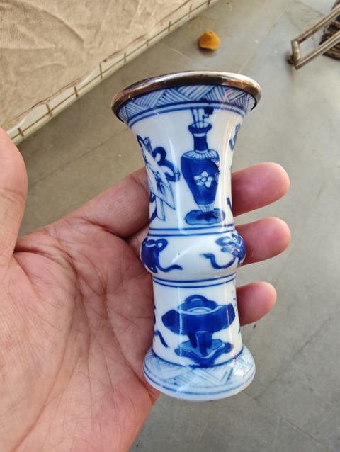 古玩陶瓷博古紋小花觚真品鑒賞圖