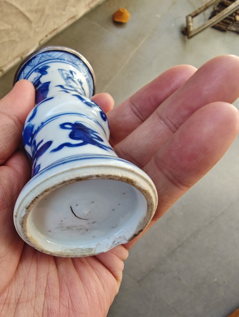 古玩陶瓷博古紋小花觚真品鑒賞圖