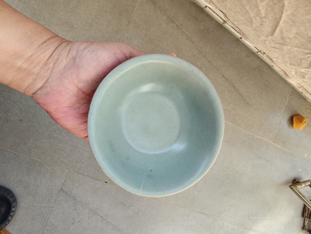 古玩陶瓷南宋龍泉瓜棱碗真品鑒賞圖