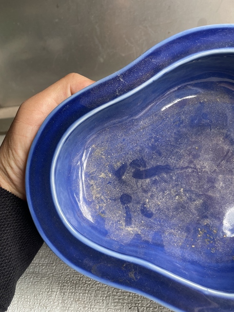 古玩陶瓷藍釉海棠型四足水仙盆真品鑒賞圖