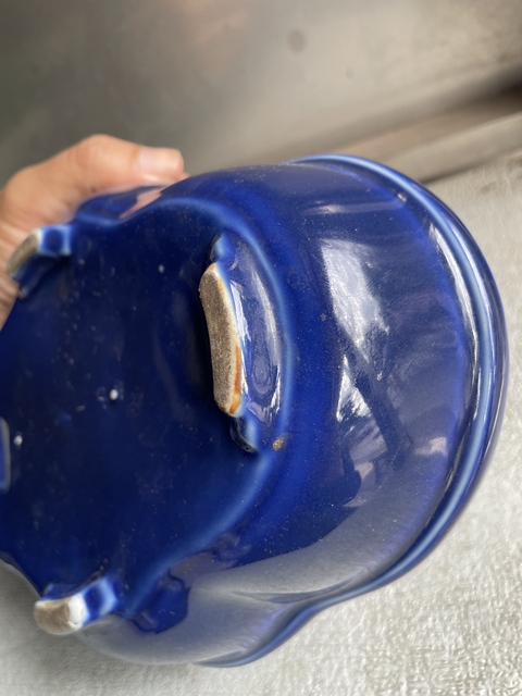 古玩陶瓷藍釉海棠型四足水仙盆真品鑒賞圖