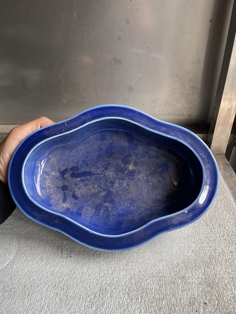 古玩陶瓷藍釉海棠型四足水仙盆真品鑒賞圖