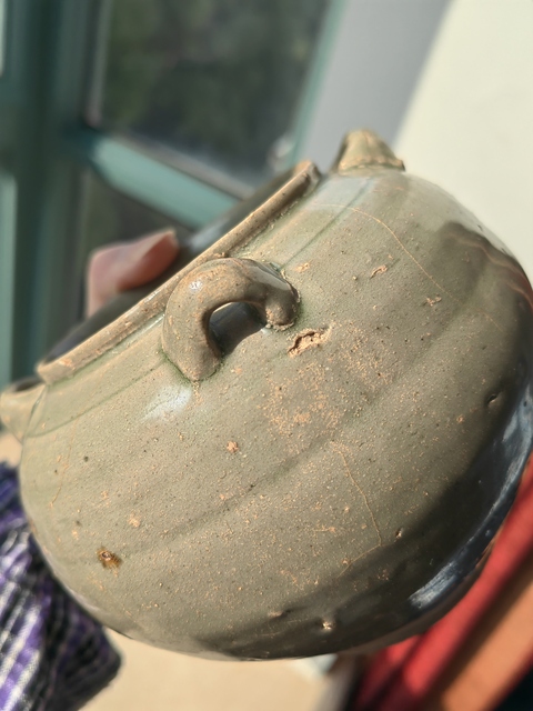 古玩陶瓷岳州窯青釉罐真品鑒賞圖