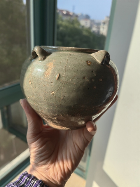 古玩陶瓷岳州窯青釉罐真品鑒賞圖