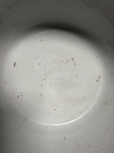 古玩陶瓷五彩鳳穿牡丹圖案缸真品鑒賞圖