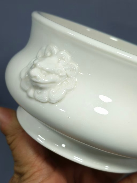 古玩陶瓷現代工藝品真品鑒賞圖