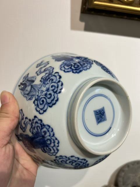 古玩陶瓷青花八仙祝壽紋撇口碗真品鑒賞圖