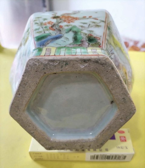 古玩陶瓷五彩花鳥紋六方花囊真品鑒賞圖