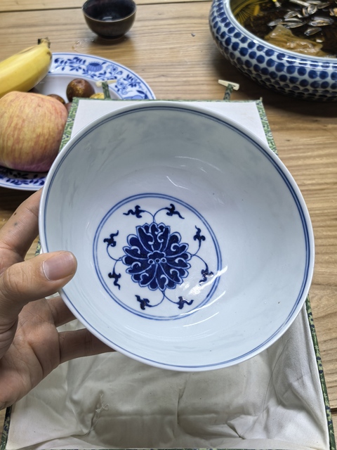 古玩陶瓷青花纏枝花卉紋宮式碗拍賣，當前價格58000元