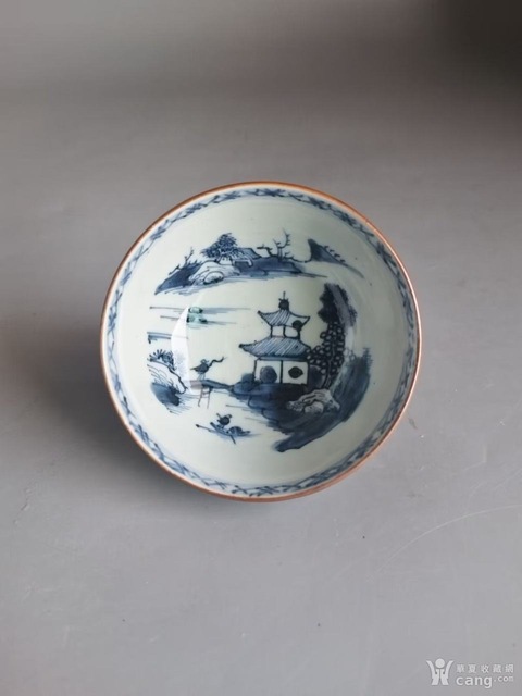 古玩陶瓷清乾隆外紫金釉內青花山水紋碗真品鑒賞圖