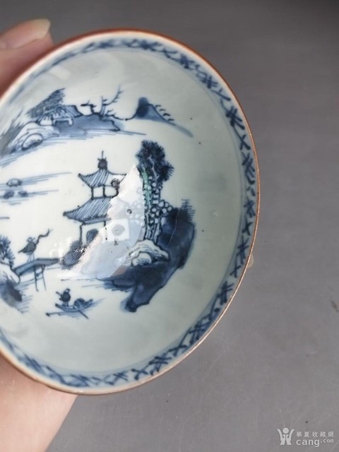 古玩陶瓷清乾隆外紫金釉內青花山水紋碗真品鑒賞圖