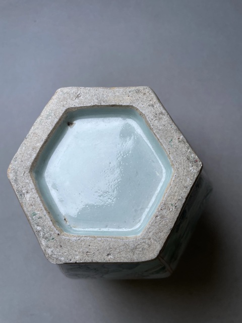 古玩陶瓷五彩六方瓶真品鑒賞圖