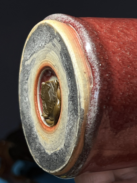 古玩陶瓷郎紅釉筆筒真品鑒賞圖