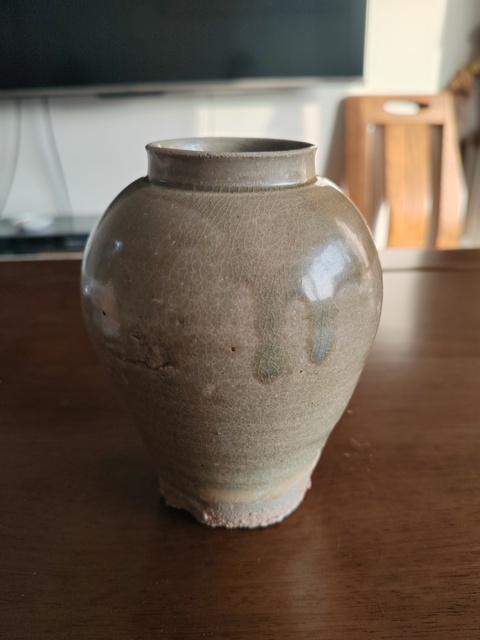 古玩陶瓷越窯系青瓷罐真品鑒賞圖